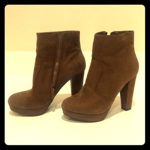 Brown suede platform heeled boots